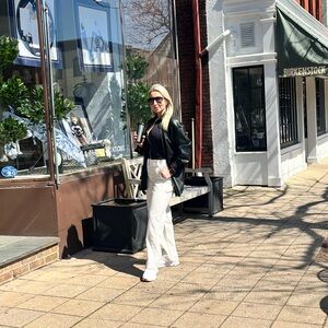 Aritzia Sunday Best Cargo Pants Size 6